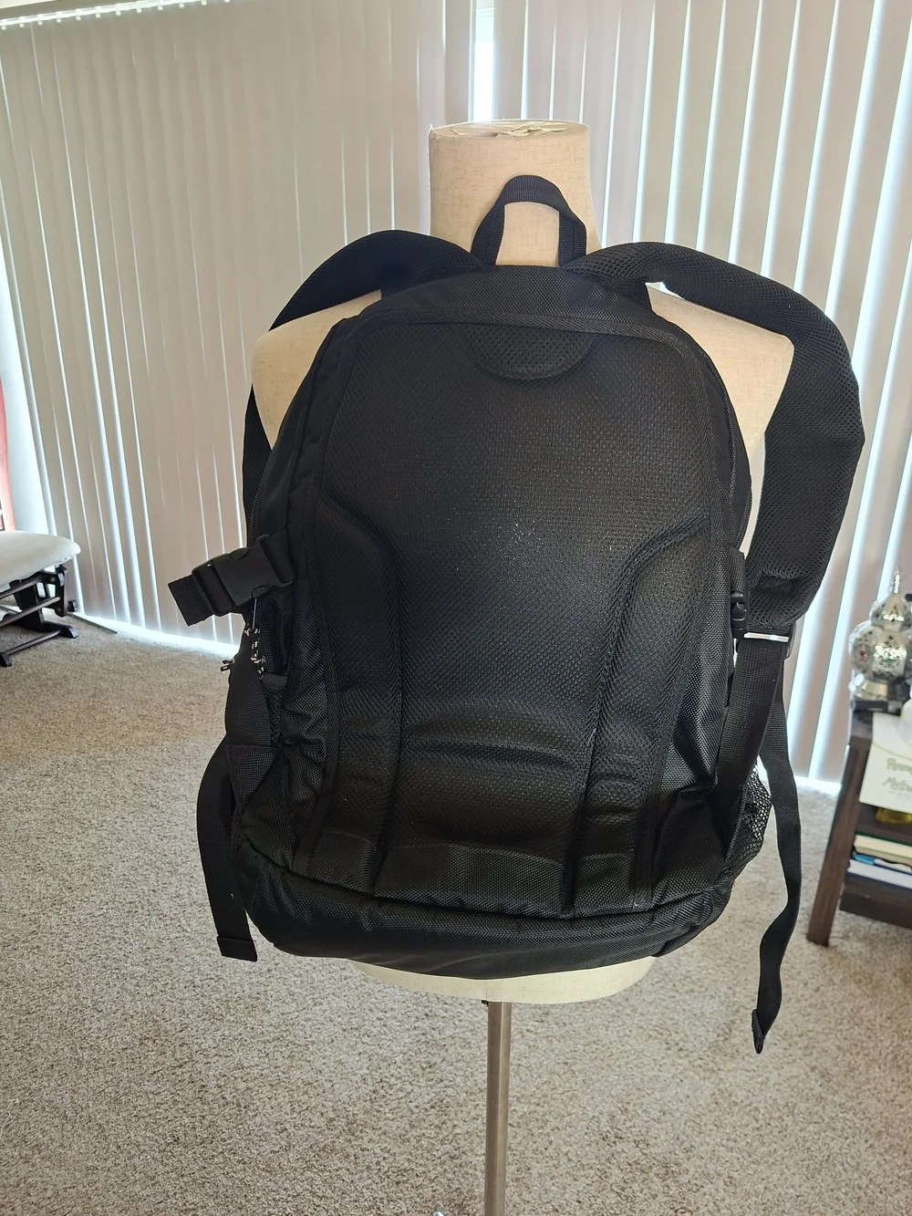 Soccer Backpack Black Team Sports Bag Multi-Compartment Cleat & Ball Backpack FC